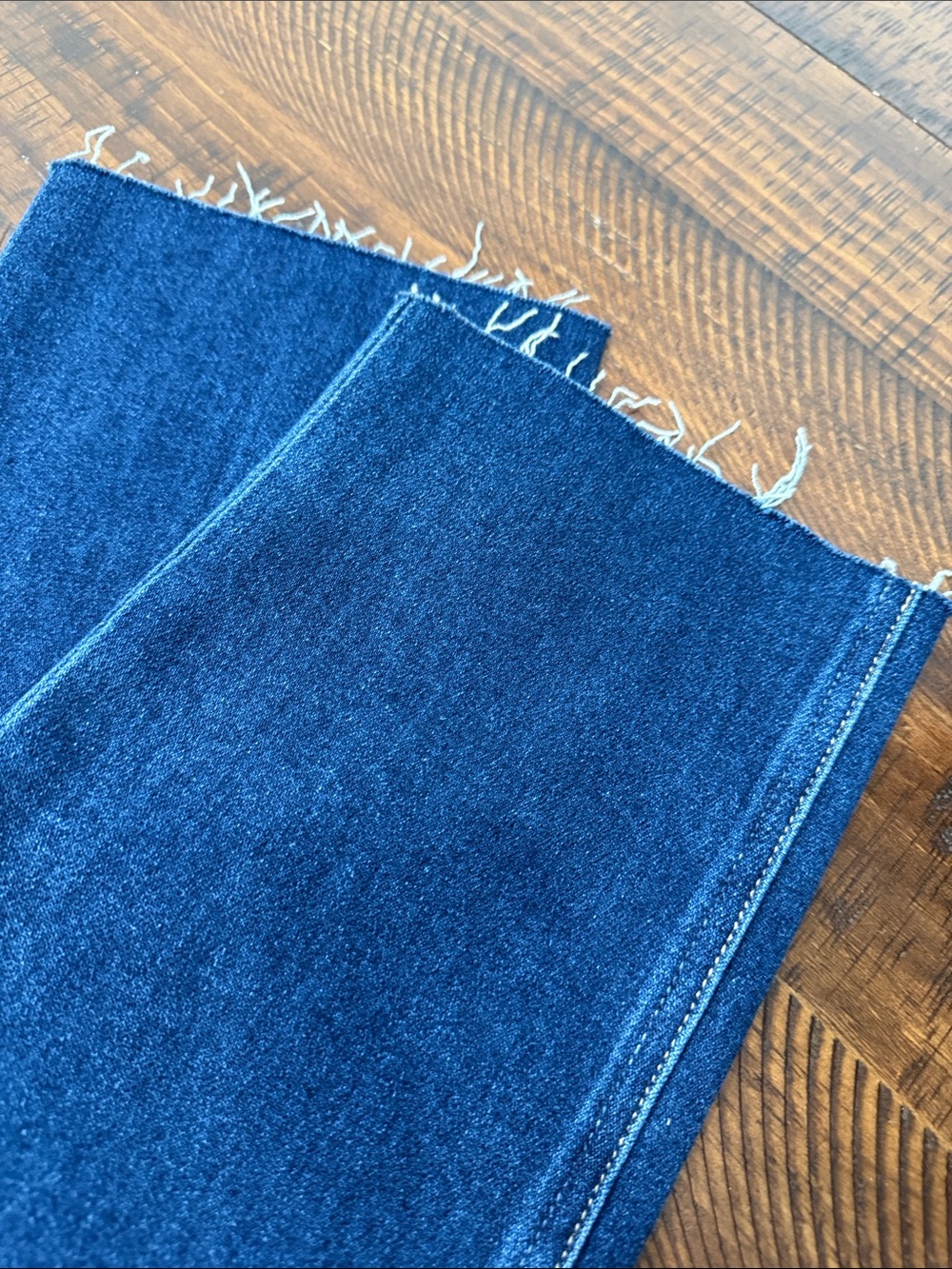 PAIGE Cindy Raw Hem Jeans - Picture 11 of 16